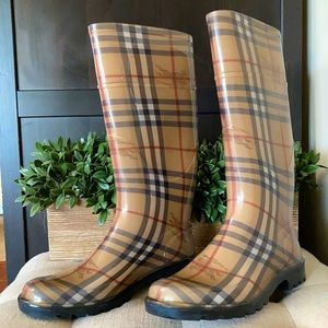 BURBERRY Rain Boots